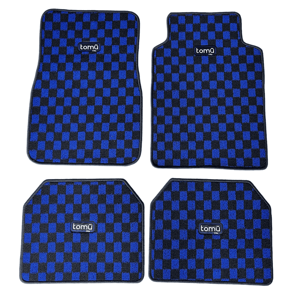 akashi-tomu-checkered-floor-